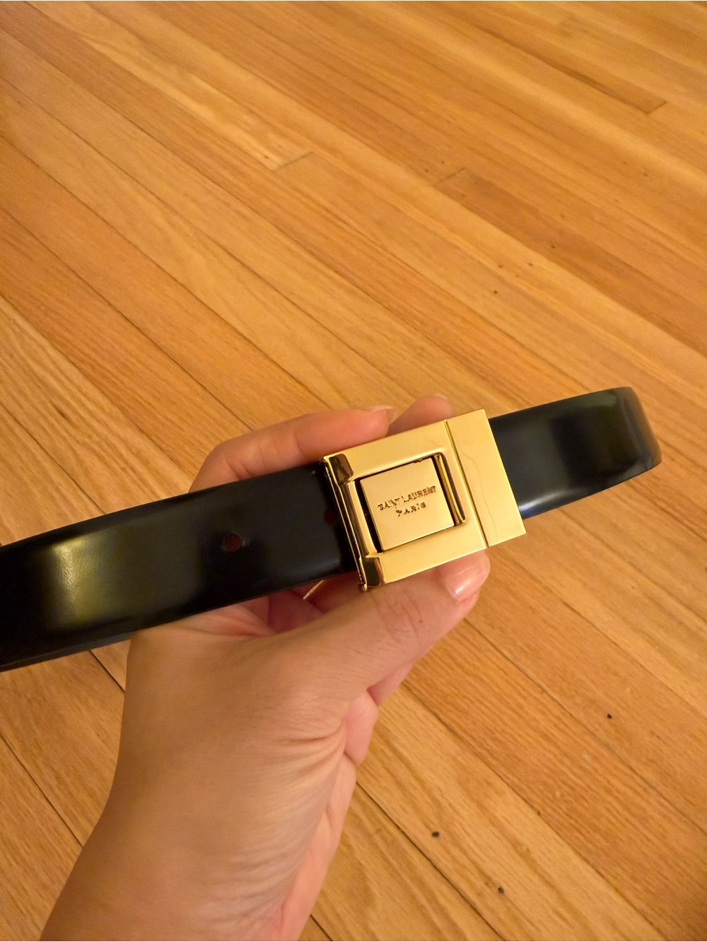 Saint Laurent Boucle LA 76 Belt in Black Leather Size 80